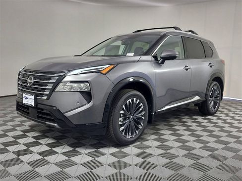 New 2026 Nissan Rogue Platinum w/ Platinum Premium Package AWD/4WD image 1