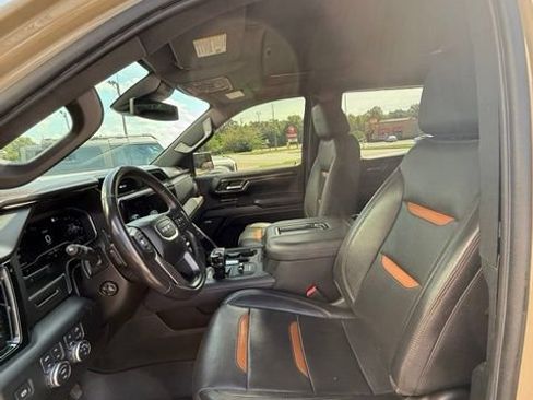 Used 2022 GMC Sierra 1500 AT4 w/ AT4 Preferred Package AWD/4WD image 22