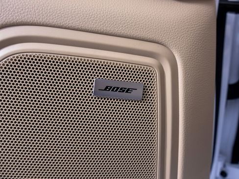 New 2026 Porsche Macan S image 17