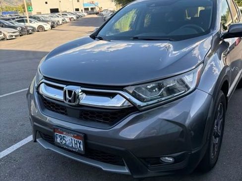 Used 2018 Honda CR-V EX image 2