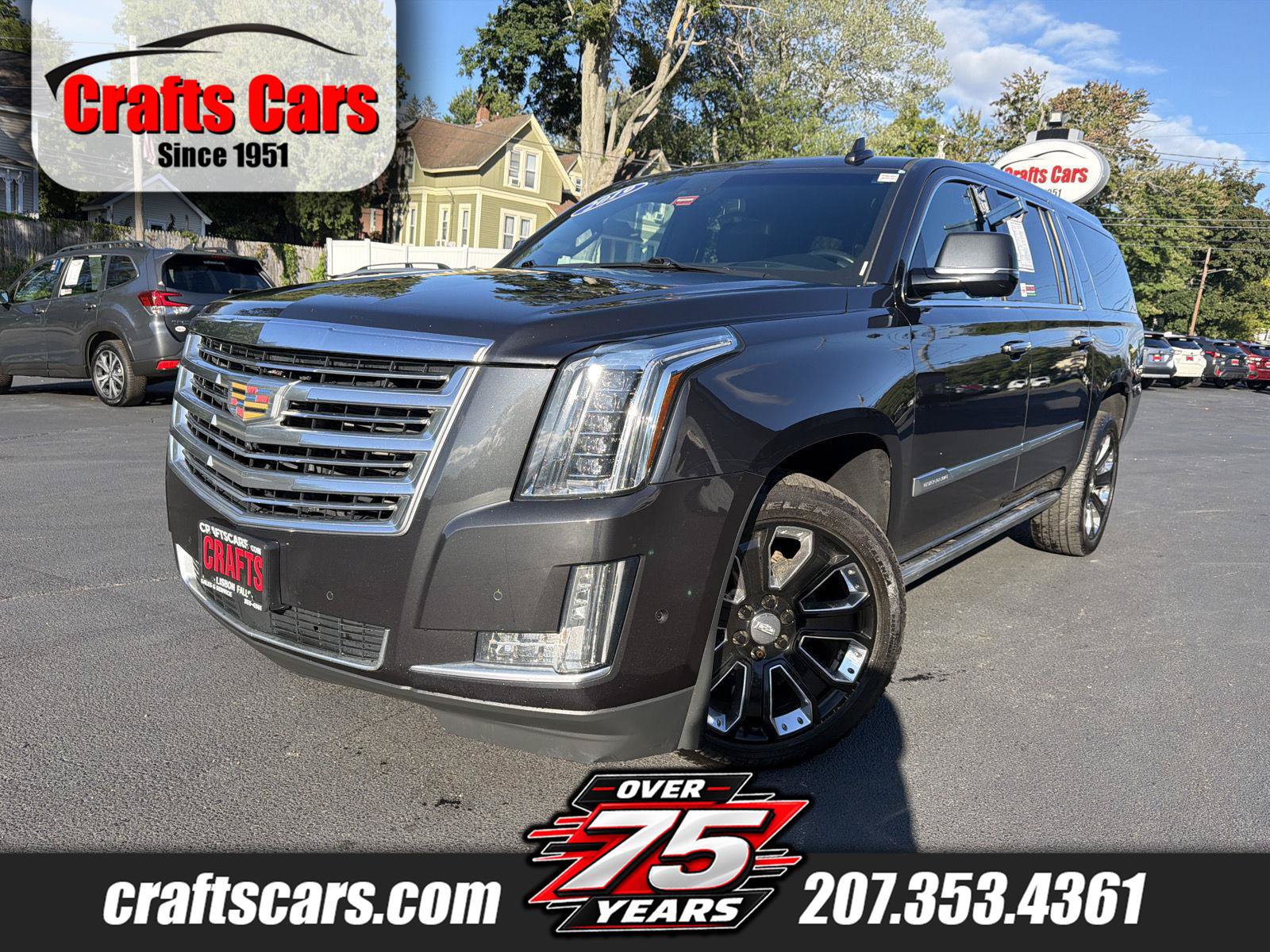 Used 2019 Cadillac Escalade ESV Platinum AWD/4WD image 1