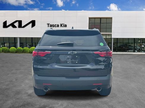 Used 2023 Chevrolet Traverse LT FWD image 5