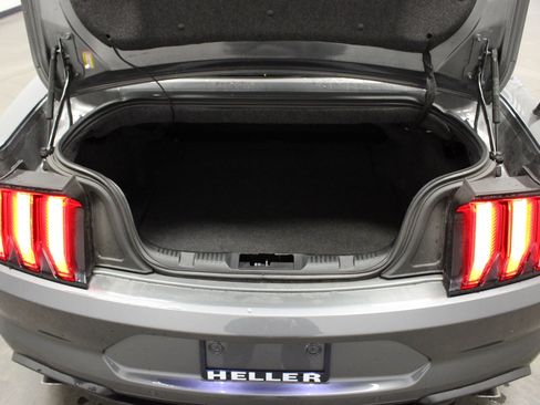 Used 2022 Ford Mustang Convertible w/ Equipment Group 101A image 22