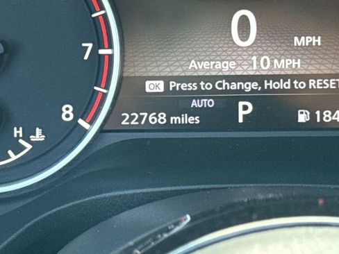 Used 2022 Nissan Rogue SV image 16