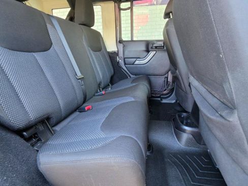 Used 2016 Jeep Wrangler Unlimited Sport AWD/4WD image 18