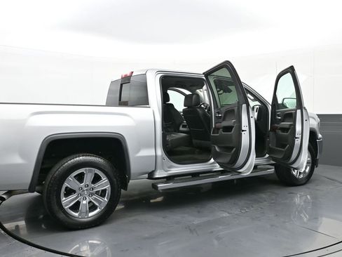 Used 2018 GMC Sierra 1500 SLT image 43