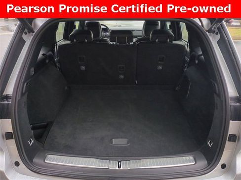 Used 2022 Jeep Grand Cherokee Overland w/ Luxury Tech Group IV image 13