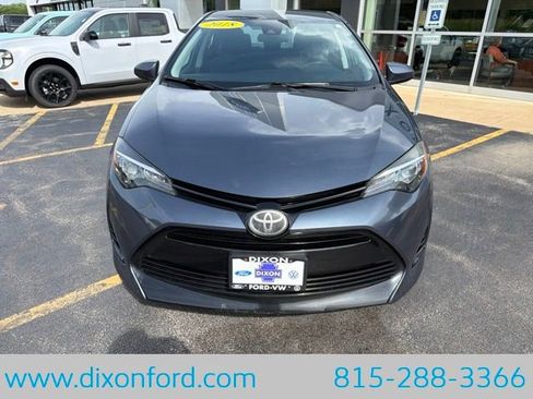 Used 2018 Toyota Corolla LE FWD image 2