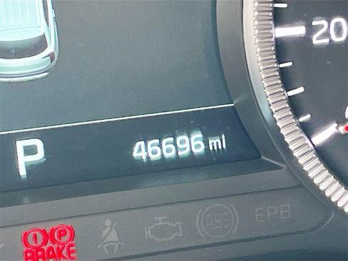 Used 2022 Kia Telluride SX w/ SX Prestige Package image 12