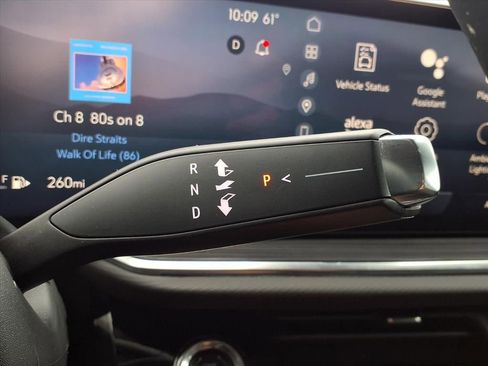 Certified 2025 Buick Envision Preferred image 17