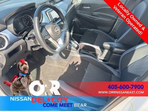Used 2025 Nissan Versa SV w/ Trunk Package FWD image 10