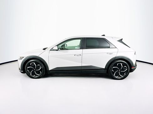 Used 2024 Hyundai Ioniq 5 SE RWD image 4