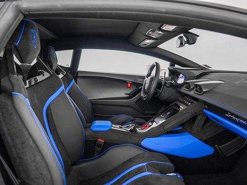 Used 2023 Lamborghini Huracan Tecnica RWD image 23