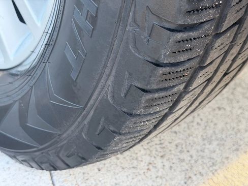 Used 2017 Nissan Frontier SV image 24