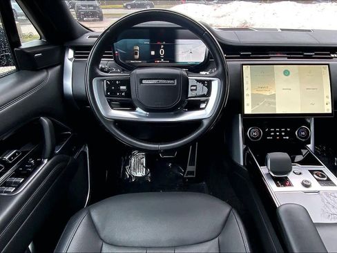 Used 2023 Land Rover Range Rover SE image 6