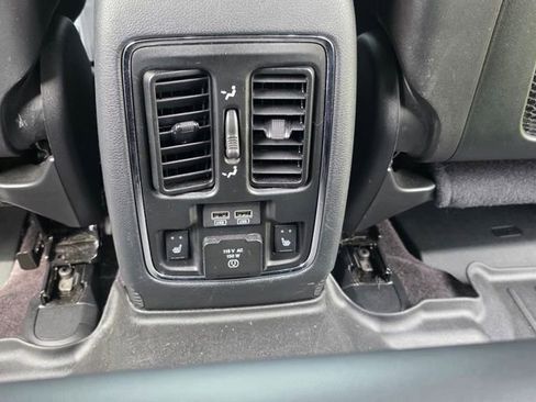 Used 2018 Jeep Grand Cherokee Limited image 7