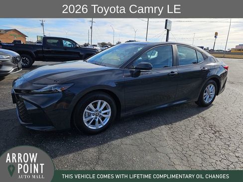 Used 2026 Toyota Camry LE image 5