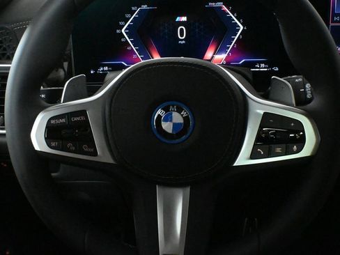 Used 2026 BMW X5 xDrive50e w/ M Sport Package image 20