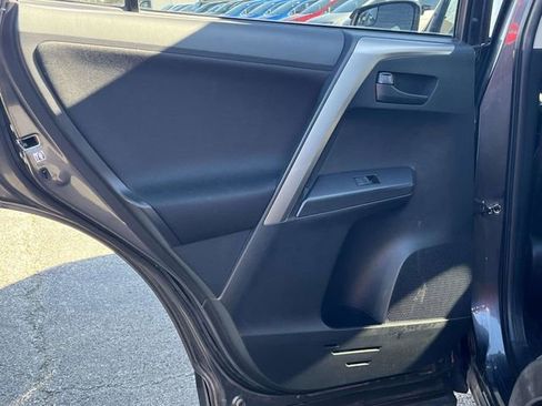Used 2017 Toyota RAV4 LE image 16