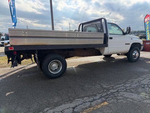 Used 2002 Dodge Ram 3500 Truck 2WD Regular Cab image 6