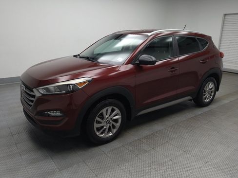 Used 2017 Hyundai Tucson SE w/ SE Popular Package 02 AWD/4WD image 2
