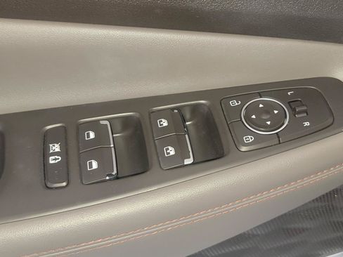 Used 2019 Hyundai Santa Fe Limited AWD/4WD image 33