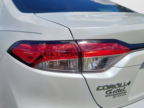 Certified 2023 Toyota Corolla LE FWD image 9