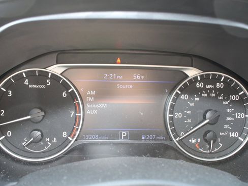 Used 2022 Nissan Altima 2.5 SR w/ Midnight Edition Package image 10