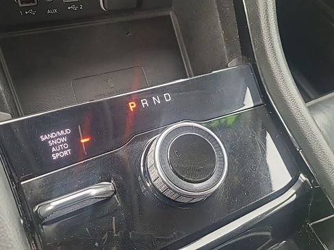 Used 2021 Jeep Grand Cherokee L Limited w/ Luxury Tech Group II image 23