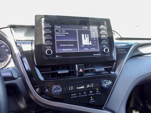 Used 2023 Toyota Camry SE FWD image 17