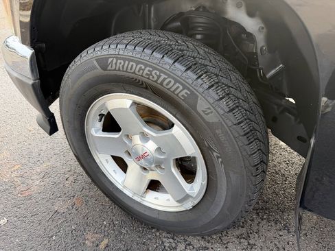 Used 2010 GMC Canyon SLE image 20