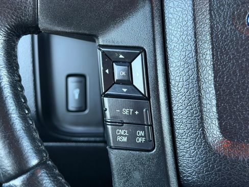 Used 2017 Ford Expedition EL XLT AWD/4WD image 39