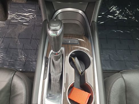 Used 2020 Chevrolet Malibu Premier image 25