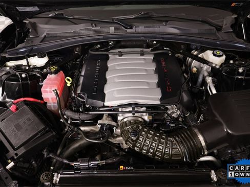Used 2022 Chevrolet Camaro LT w/ RS Package image 18