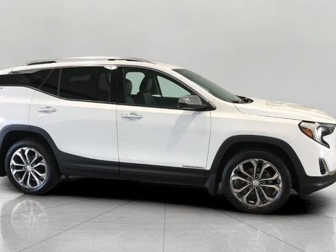 Used 2019 GMC Terrain SLT w/ Preferred Package AWD/4WD image 9
