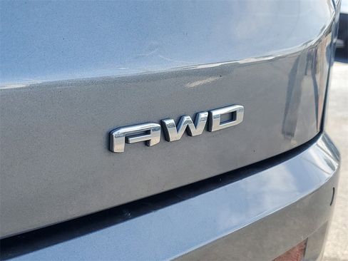 Used 2021 GMC Acadia Denali w/ Denali Ultimate Package image 6