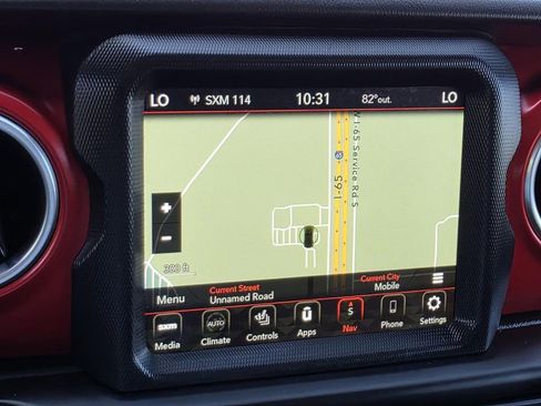 Used 2020 Jeep Wrangler Unlimited Rubicon w/ Dual Top Group AWD/4WD image 15