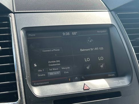 Used 2015 Ford Taurus SEL w/ Equipment Group 201A image 24