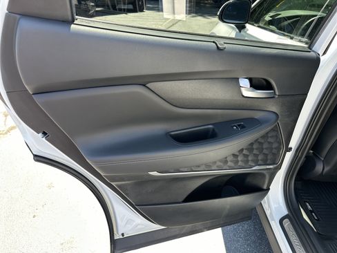 Used 2019 Hyundai Santa Fe Limited AWD/4WD image 19