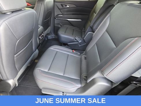 Used 2026 Chevrolet Traverse Z71 w/ Driver Confidence Package AWD/4WD image 10