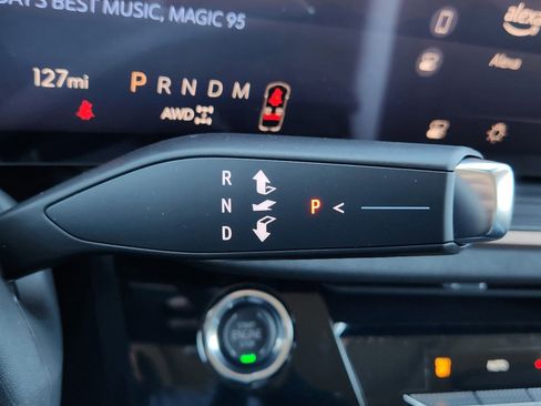 New 2025 Buick Envision Sport Touring image 24