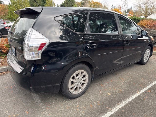 Used 2012 Toyota Prius V Two FWD image 4