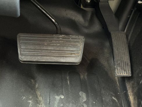 Used 2023 Chevrolet Express 2500 Extended w/ Driver Convenience Package image 41