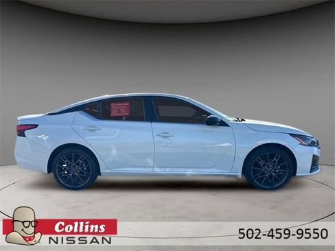 Certified 2025 Nissan Altima 2.5 SR w/ SR Premium Package image 10