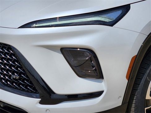 New 2025 Buick Enclave Sport Touring w/ Super Cruise Package image 8