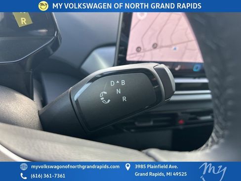 New 2025 Volkswagen ID.4 Pro image 21