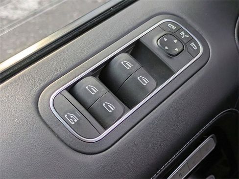 Used 2020 Mercedes-Benz G 550 image 26