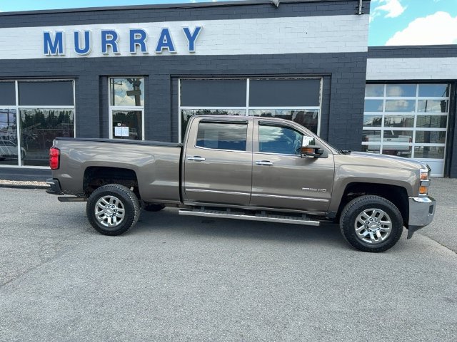 Used 2015 Chevrolet Silverado 2500 LTZ w/ LTZ Plus Package AWD/4WD image 9