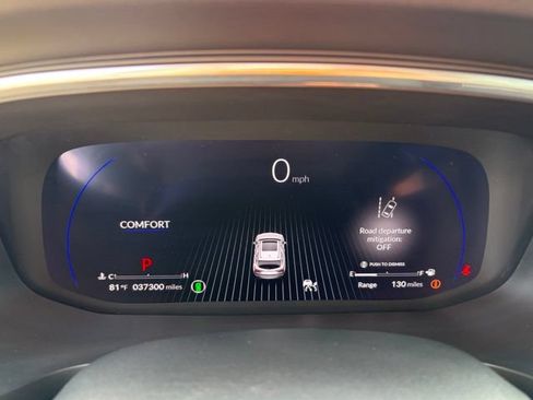 Used 2024 Acura MDX SH-AWD w/ Technology Package image 17