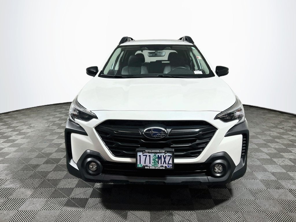 Used 2024 Subaru Outback Onyx Edition XT AWD/4WD image 2